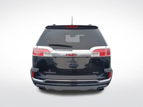 Used 2017 GMC Terrain Denali image 3
