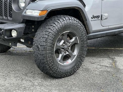 Used 2020 Jeep Gladiator Sport w/ Quick Order Package 24S image 7