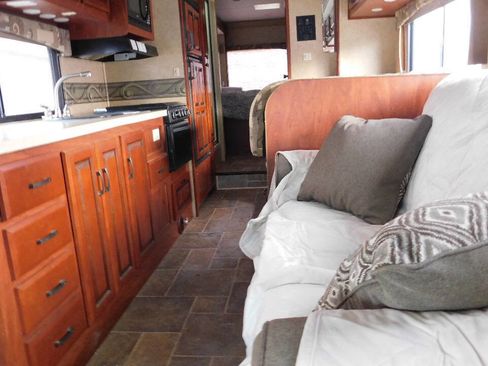 Used 2012 Ford E-450 and Econoline 450 Super Duty w/ Motorhome Prep Pkg image 30