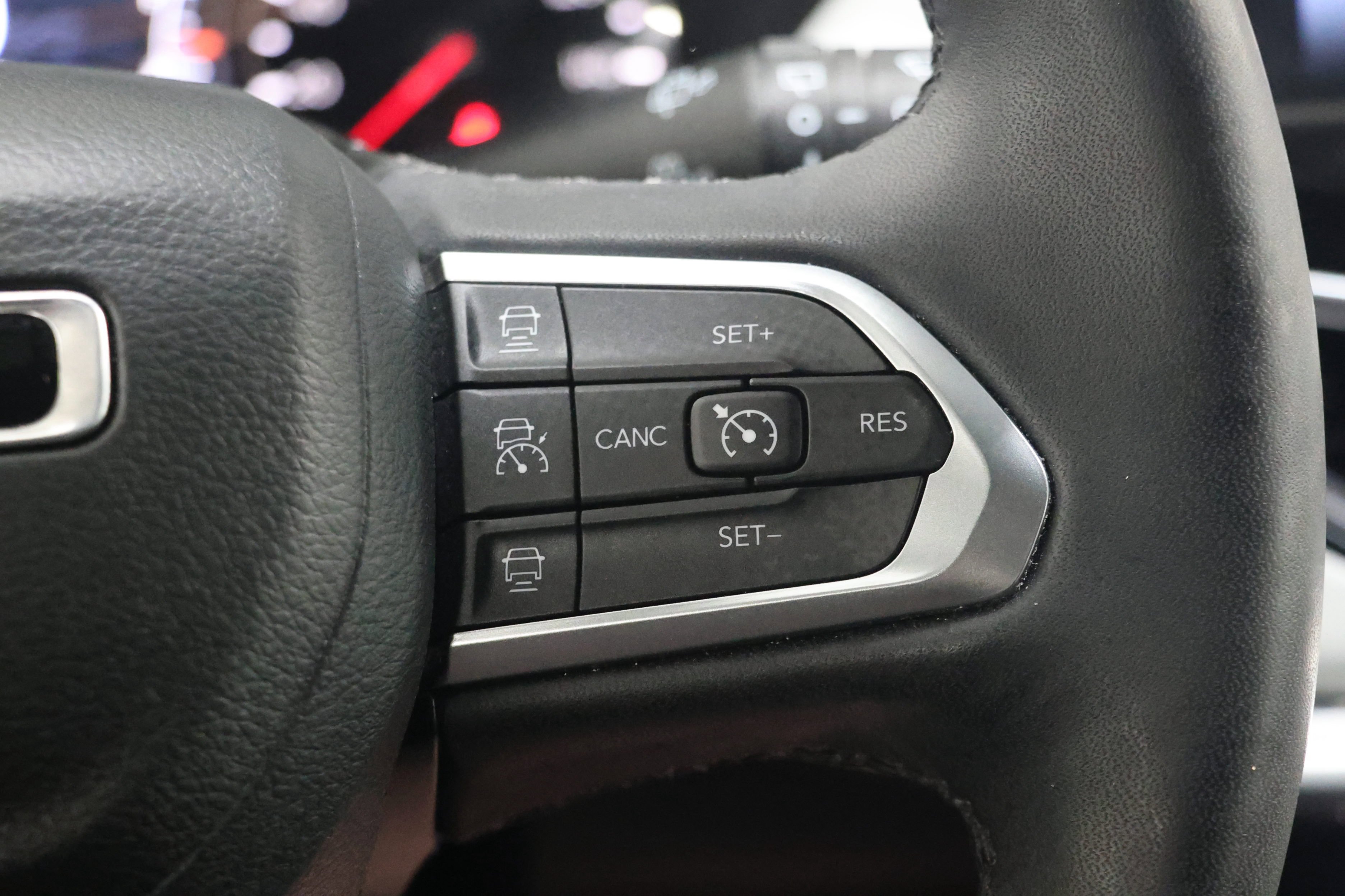 Used 2023 Jeep Compass Limited w/ Sun and Sound Group AWD/4WD image 22