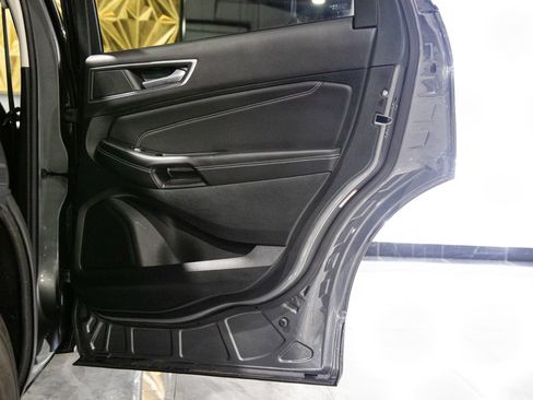 Used 2024 Ford Edge Titanium AWD/4WD image 26