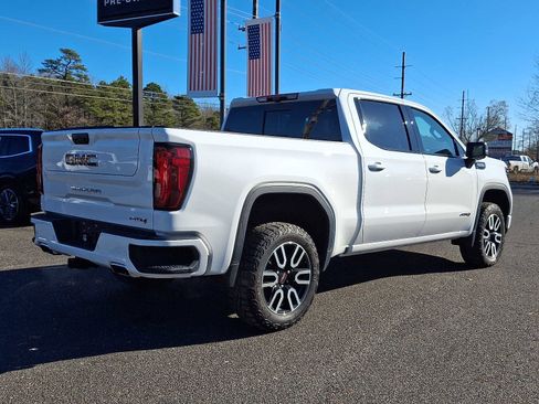 Used 2024 GMC Sierra 1500 AT4 w/ Technology Package image 6