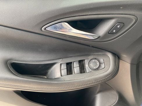 Used 2023 Buick Encore GX Preferred w/ Cold Weather Comfort Package image 10