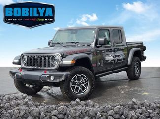 Used 2025 Jeep Gladiator Rubicon w/ Convenience Group AWD/4WD video 1