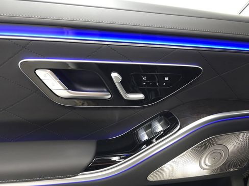 Used 2023 Mercedes-Benz S 580 4MATIC Sedan w/ AMG Line image 29