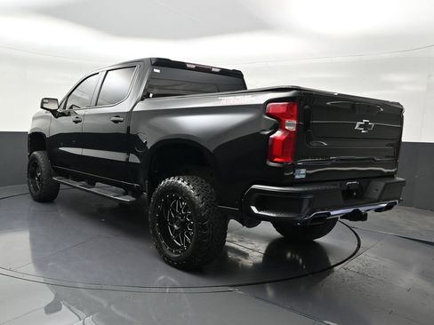 Used 2021 Chevrolet Silverado 1500 Custom Trail Boss w/ Midnight Edition image 3