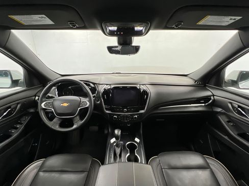 Used 2023 Chevrolet Traverse Premier AWD/4WD image 9