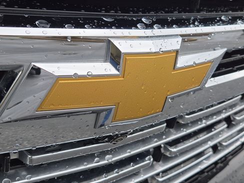 Used 2021 Chevrolet Suburban Premier w/ Premium Package image 6