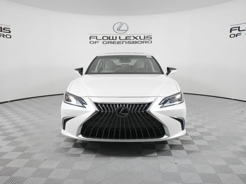 Certified 2025 Lexus ES 350 w/ Premium Package image 2
