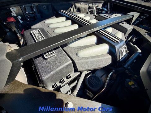 Used 2018 Rolls-Royce Phantom Sedan RWD image 6