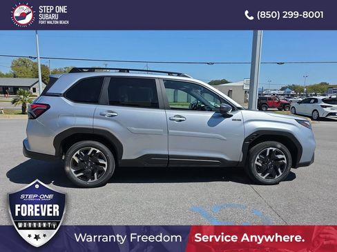 New 2026 Subaru Forester Premium AWD/4WD image 9