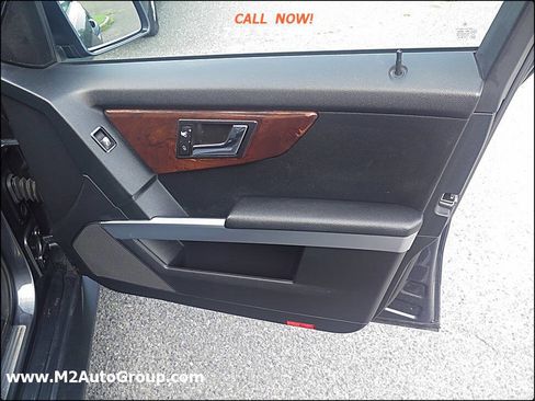 Used 2010 Mercedes-Benz GLK 350 4MATIC image 22