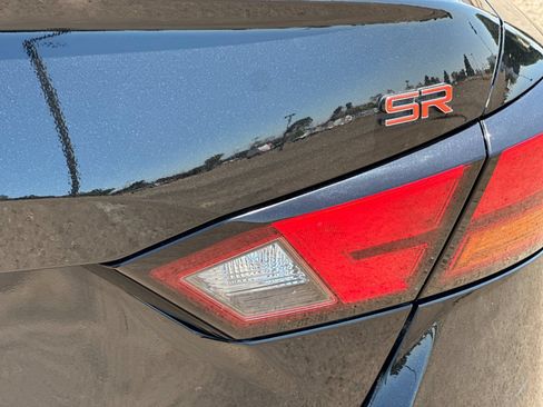 Used 2024 Nissan Altima 2.5 SR FWD image 25