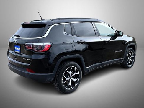 Used 2025 Jeep Compass Limited AWD/4WD image 5