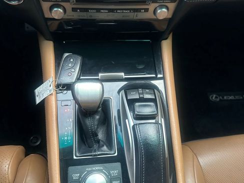 Used 2016 Lexus LS 460 image 39