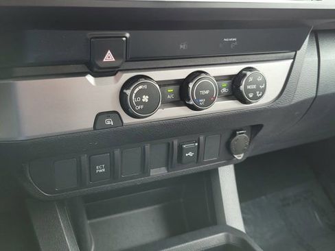 Used 2023 Toyota Tacoma SR w/ SR Convenience Package image 23