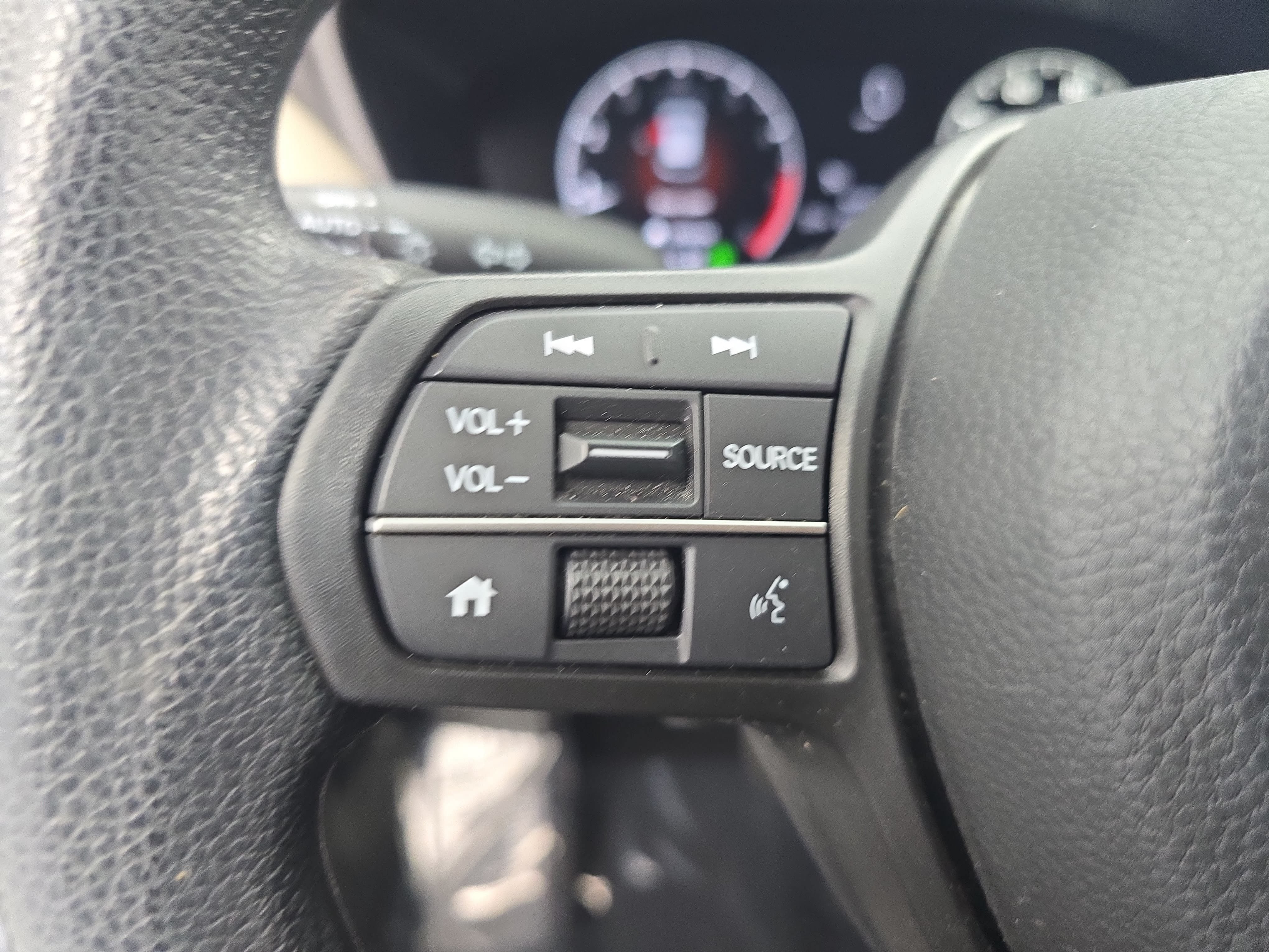 Used 2024 Honda HR-V LX image 16