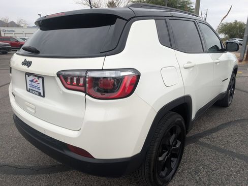 Used 2018 Jeep Compass Latitude image 5