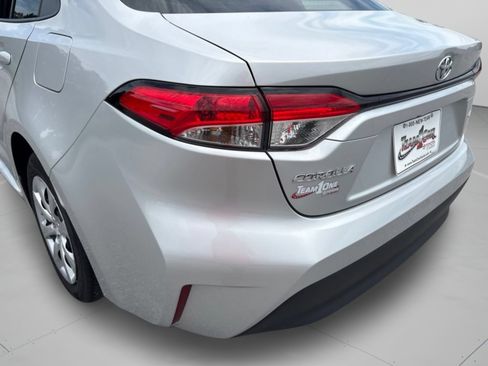 Used 2023 Toyota Corolla LE FWD image 29