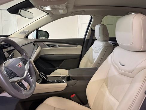 Certified 2023 Cadillac XT5 Premium Luxury AWD/4WD image 14