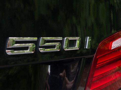 Used 2015 BMW 550i Sedan RWD image 44