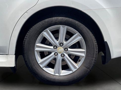 Used 2010 Subaru Legacy 2.5i Premium AWD/4WD image 11