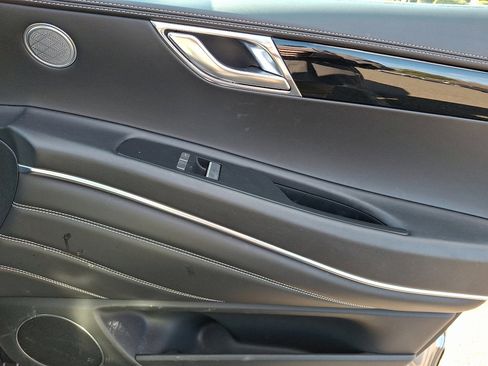 Used 2025 Genesis GV80 2.5T Standard image 10