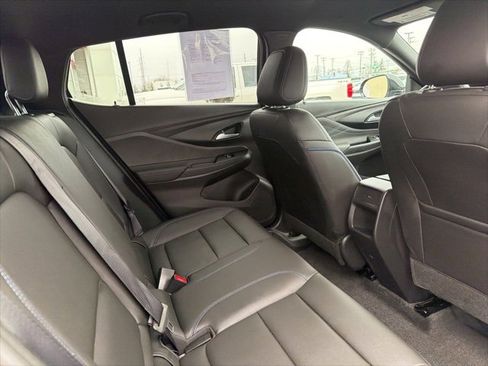 Used 2024 Buick Envista Sport Touring image 30