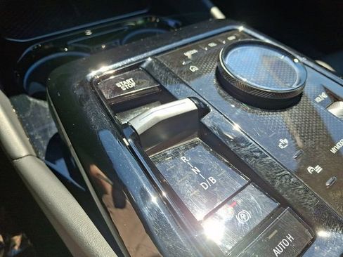 Used 2025 BMW i5 eDrive40i RWD image 18