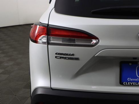Used 2024 Toyota Corolla Cross LE image 13