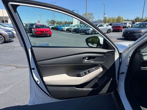 New 2026 Honda Accord LX image 17