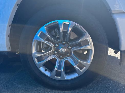 Used 2024 RAM 1500 Limited w/ Body Color Bumper Group image 12