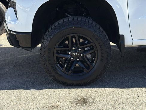Used 2023 Chevrolet Silverado 1500 LT Trail Boss w/ Protection Package image 35