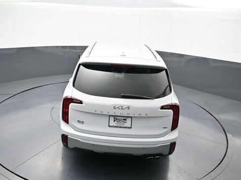 Used 2024 Kia Telluride S image 38