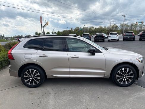Certified 2023 Volvo XC60 B5 Plus w/ Climate Package AWD/4WD image 5