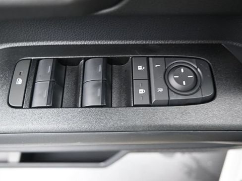 New 2026 Toyota 4Runner SR5 RWD image 9