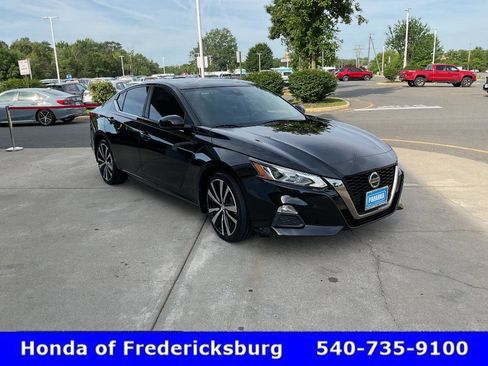Used 2021 Nissan Altima 2.5 SR w/ SR Premium Package AWD/4WD image 7