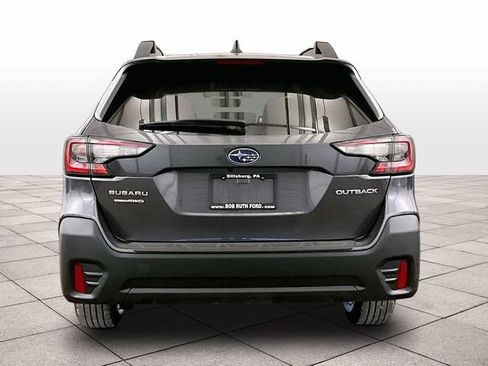 Used 2022 Subaru Outback Premium AWD/4WD image 4
