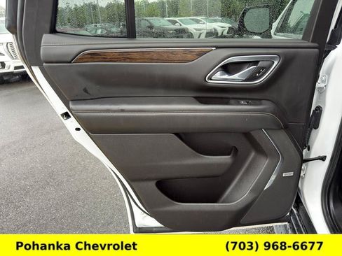 Used 2021 Chevrolet Tahoe Premier w/ Premium Package AWD/4WD image 24