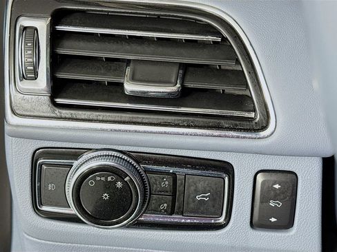 Used 2021 Lincoln Navigator L Black Label w/ Special Edition Package image 14