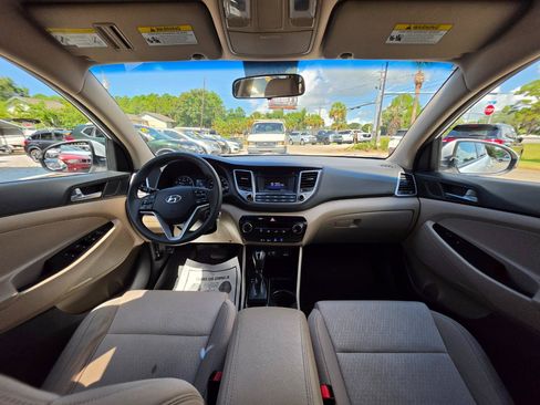 Used 2017 Hyundai Tucson SE FWD image 9