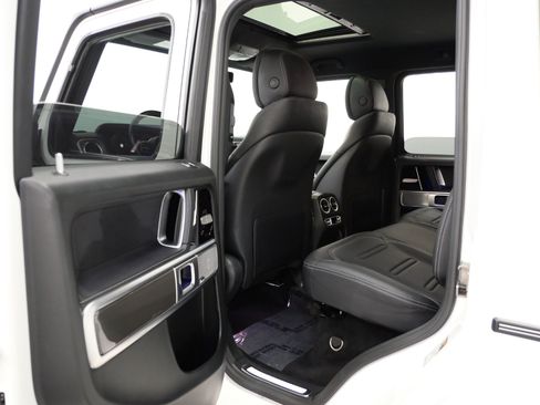 Used 2021 Mercedes-Benz G 550 image 31