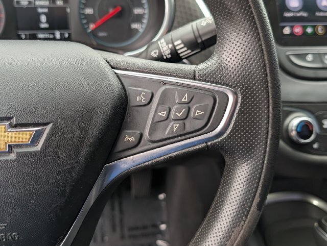 Used 2020 Chevrolet Malibu LT FWD image 24