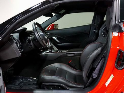 Used 2016 Chevrolet Corvette Z06 w/ 3LZ Preferred Equipment Group image 8