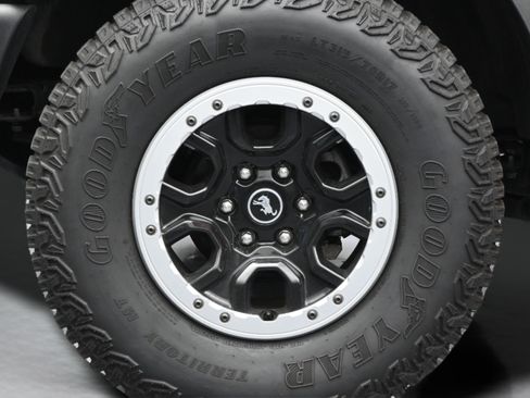 Used 2023 Ford Bronco Big Bend w/ Sasquatch Package AWD/4WD image 9