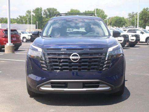 New 2026 Nissan Pathfinder SL w/ SL Premium Package AWD/4WD image 3