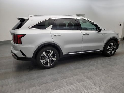 Used 2023 Kia Sorento EX AWD/4WD image 10