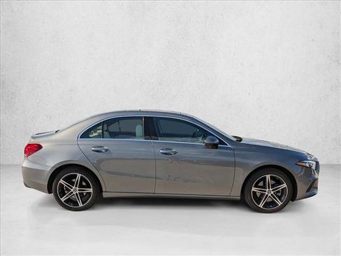 Used 2019 Mercedes-Benz A 220 4MATIC image 4