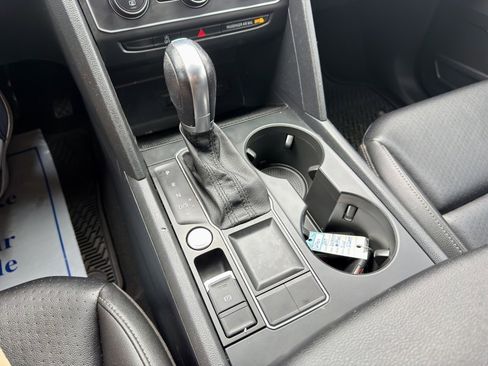 Used 2019 Volkswagen Atlas SE image 18