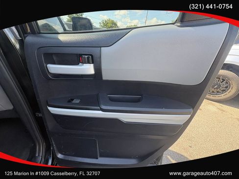 Used 2014 Toyota Tundra Limited w/ Limited Premium Package RWD image 23